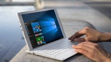 Alcatel Plus 10 is a hybrid Windows laptop with LTE in its keyboard