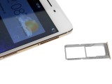 The card tray - Oppo R7s review