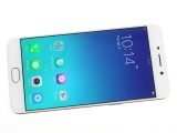 Minimalist front - Oppo F1 Plus review