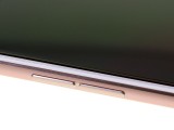 Discrete volume buttons on the left - Oppo F1 Plus review