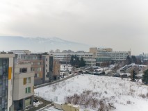 Huawei Mate 9 (12MP) - LG V20 vs. Huawei Mate 9 review