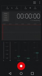 The LG V20 sound recorder comes with manual controls - LG V20 vs. Huawei Mate 9 review