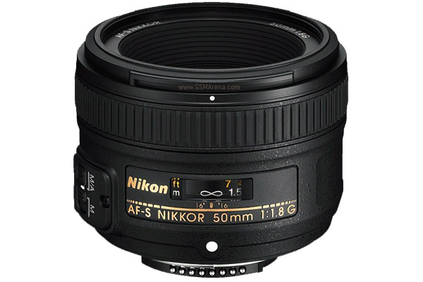 AF-S NIKKOR 50mm F/1.8G lens