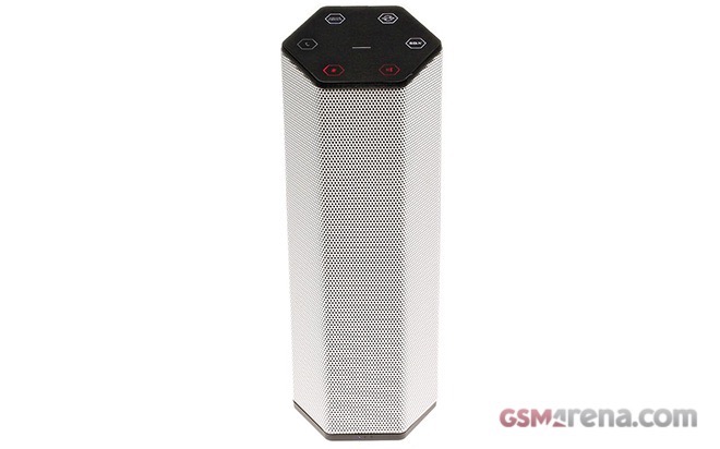 Creative Sound BlasterAxx AXX 200 wireless speaker flash review