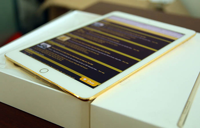 Apple iPad Air 2 in 24K gold looks as gaudy as expected