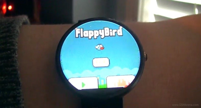 Flappy Bird hits Android Wear devices