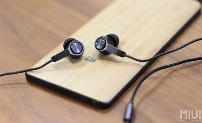 Xiaomi piston in discount ear