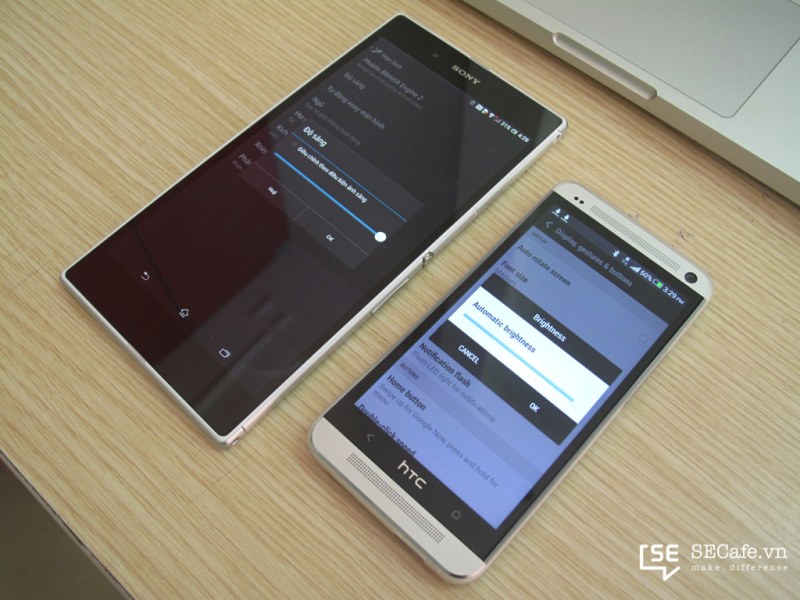 مقارنة بين Xperia Z Ultra و HTC One من ناحية الشاشة
