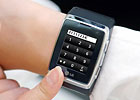 LG GD910 review: Tick-tock, tick-tock...