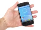 Nexus 4 vs Galaxy S III