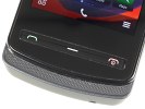 Nokia 700