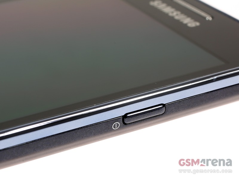 gsmarena_009.jpg