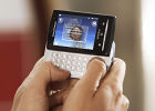 Sony Ericsson XPERIA X10 mini pro review: Mini Me... ssenger - read the full text