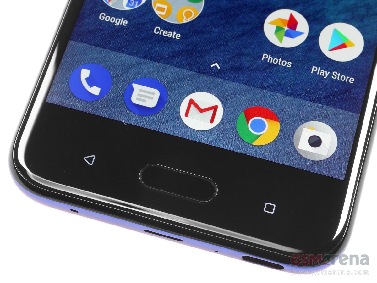HTC U11 Life
