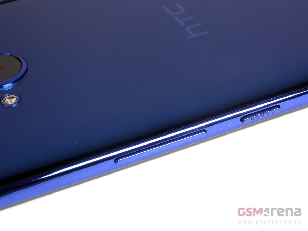 HTC U11 Life