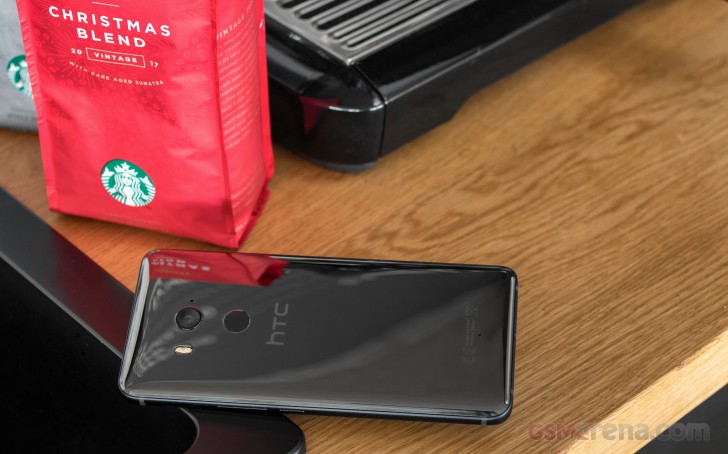 HTC U11+