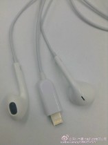 Apple iPhone 7 EarPods with lightening connector leaked on Weibo   TechWorm - 57