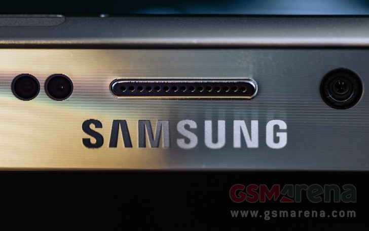 Galaxy S7 S7 Edge To Be Waterproof And Have Microsd Bigger Batteries Gsmarena Com News