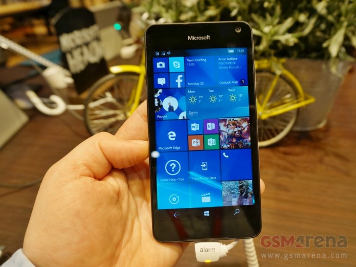 lumia 650 price