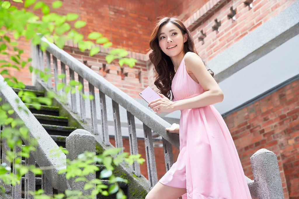 Pink Sony Xperia Z5 Premium Now Available In Taiwan Gsmarena Com News