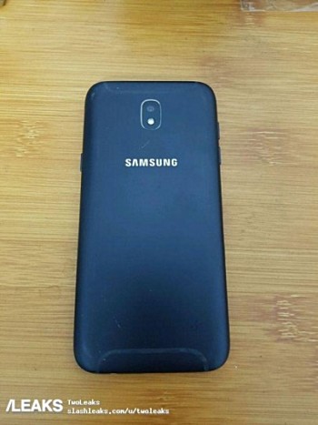 Samsung Galaxy J5 in images - GSMArena.com news