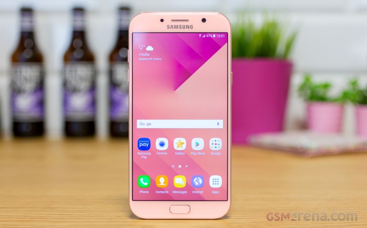 New update hitting Samsung Galaxy A7 (2017) and Sony Xperia XA