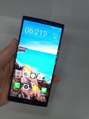 Gionee M7 Plus front