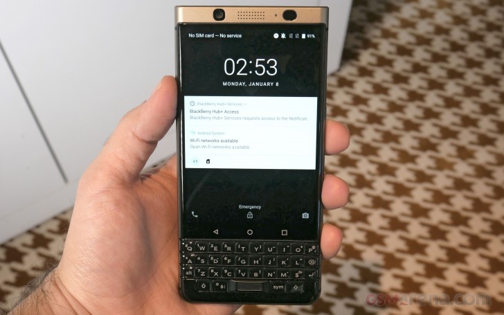 BlackBerry Keyone Bronze Edition arrives in China
