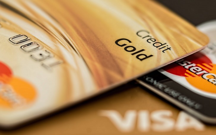 UK banks block Bitcoin purchases with credit cards