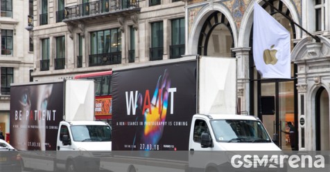Huawei trolls Apple and Samsung with P20 promotion