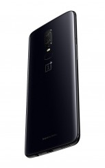 OnePlus 6 in Mirror Black