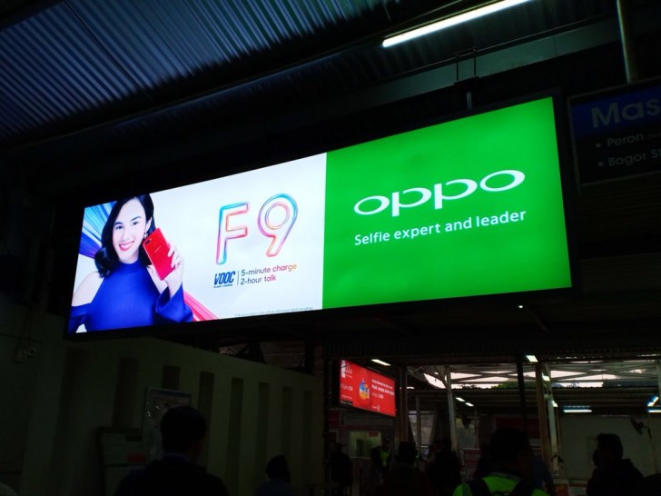 Oppo F9 Official Posters Leaked Ahead August 15 Launch