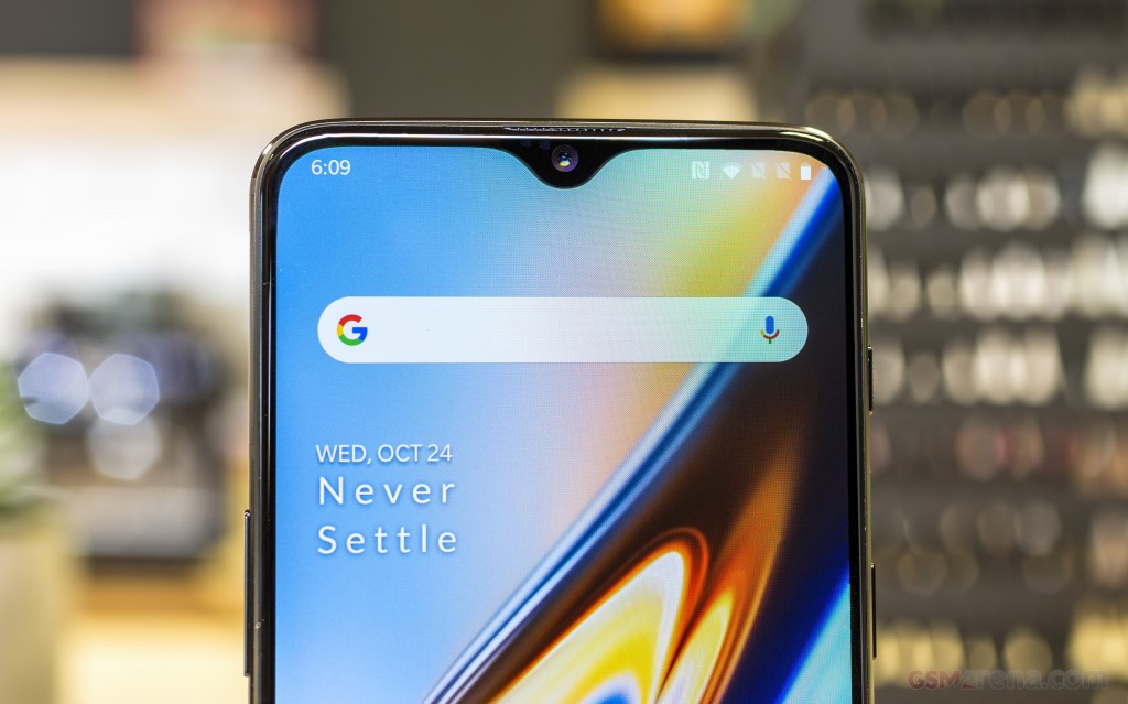Water Drop Notch Vs Punch Hole Display Which Is Better A Pictures Of