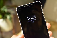Always On Display - Google Pixel 2 hands-on review