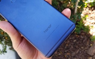 Huawei Honor 7X back panel