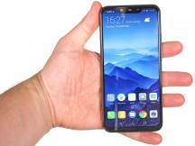 In the hand - Huawei Mate 20 lite review
