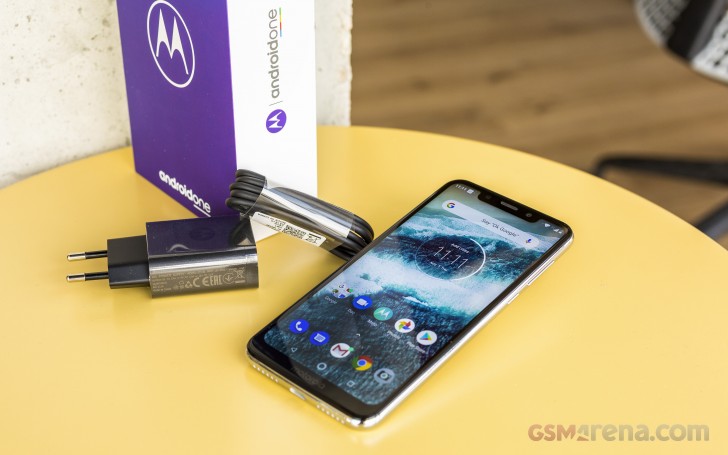 Motorola One review