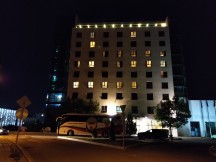 Low-light samples - normal camera - f/1.8, ISO 1000, 1/20s - Nokia 8 Sirocco review