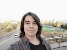 Razer Phone 2 selfie samples with beauty mode - f/2.0, ISO 100, 1/354s - Razer Phone 2 review