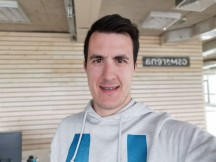 Portrait selfies - f/2.0, ISO 200, 1/50s - Honor 20 Pro review