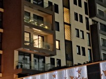 Honor 20 Pro low-light telephoto: Night Mode - f/1.4, ISO 800, 1/-0s - Honor 20 Pro review