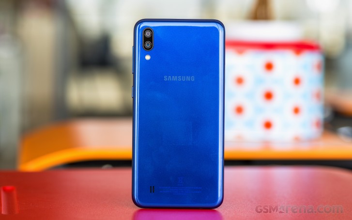 Samsung Galaxy M10 review