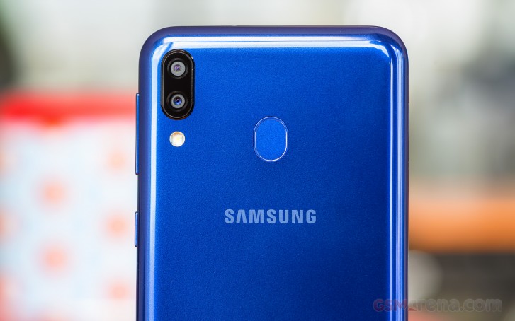 Review Samsung Galaxy M20 Cermati Com