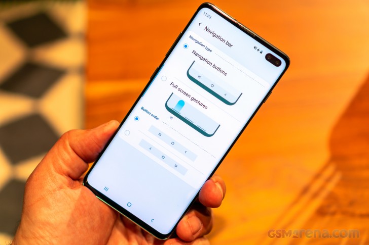 Samsung Galaxy S10 hands-on review