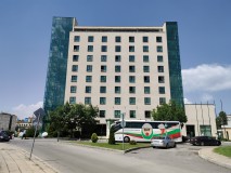 Black Shark 2 12MP photos - f/1.8, ISO 98, 1/6074s - Black Shark 2 review