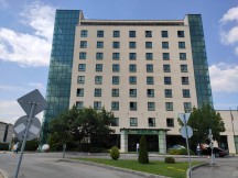 Camera samples, 48MP mode - f/1.8, ISO 112, 1/1959s - Xiaomi Mi 9 SE review