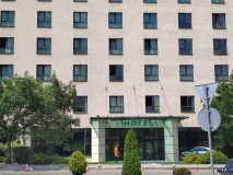 Xiaomi Mi 9T 8MP tele photos - f/2.4, ISO 100, 1/919s - Xiaomi Mi 9T review