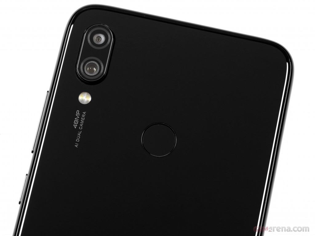 Xiaomi Redmi Note 7 pictures, official photos