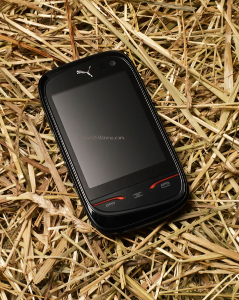 puma solar phone