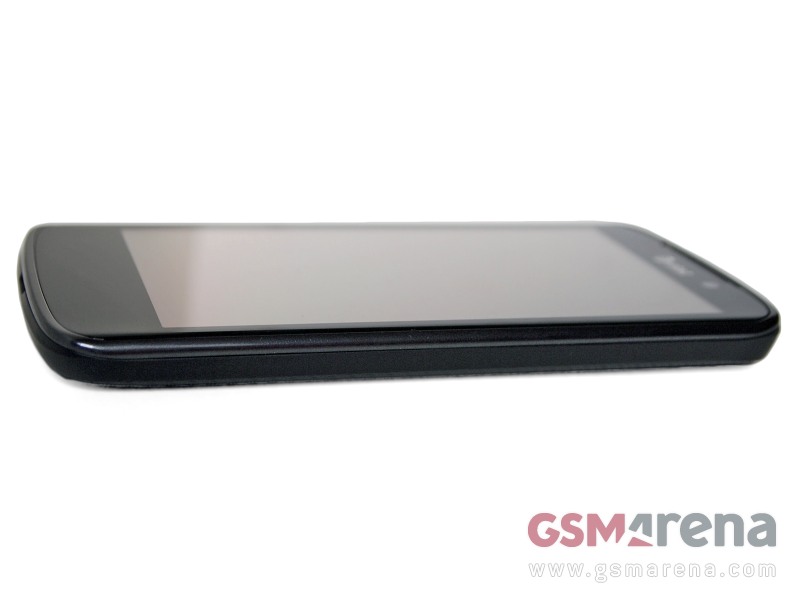 LG Nitro HD pictures, official photos